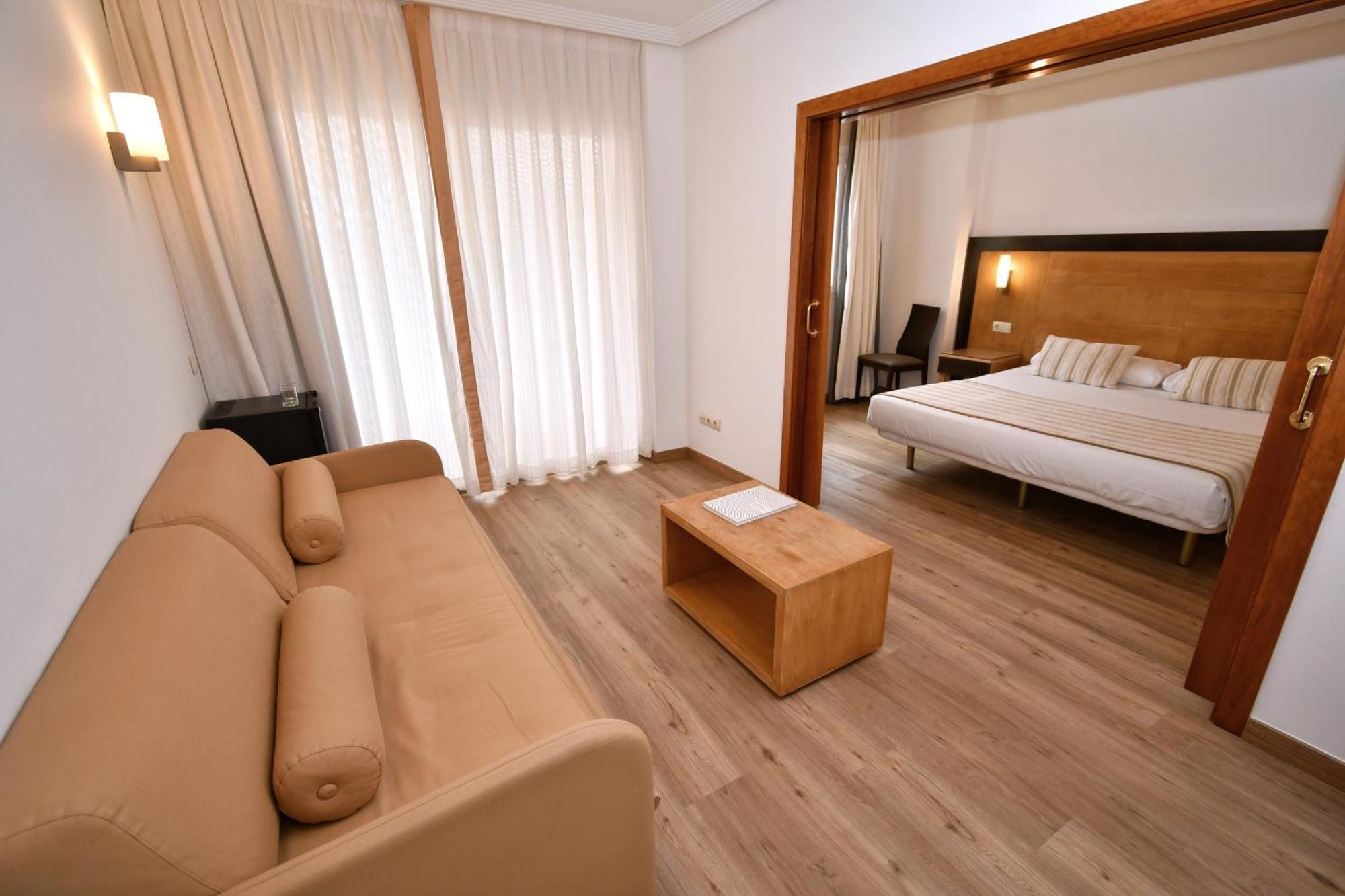 Hotel Bonalba Alicante El Campello Bagian luar foto